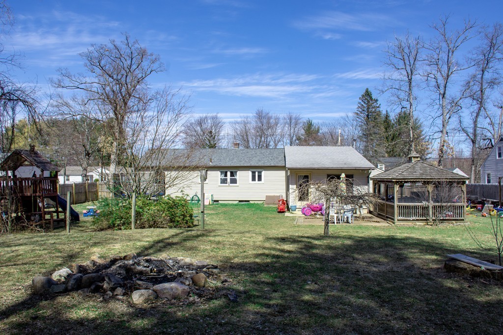 150 Sackett Road Westfield, MA 01085 - Photo 20 of 24 Gallery Image 20