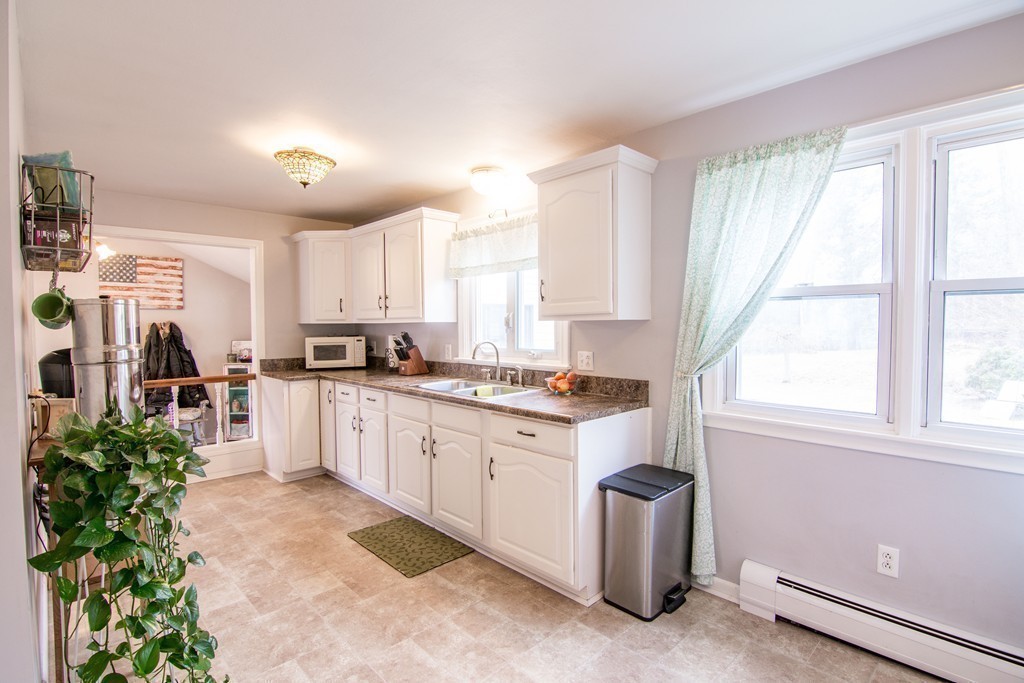 150 Sackett Road Westfield, MA 01085 - Photo 8 of 24 Gallery Image 8