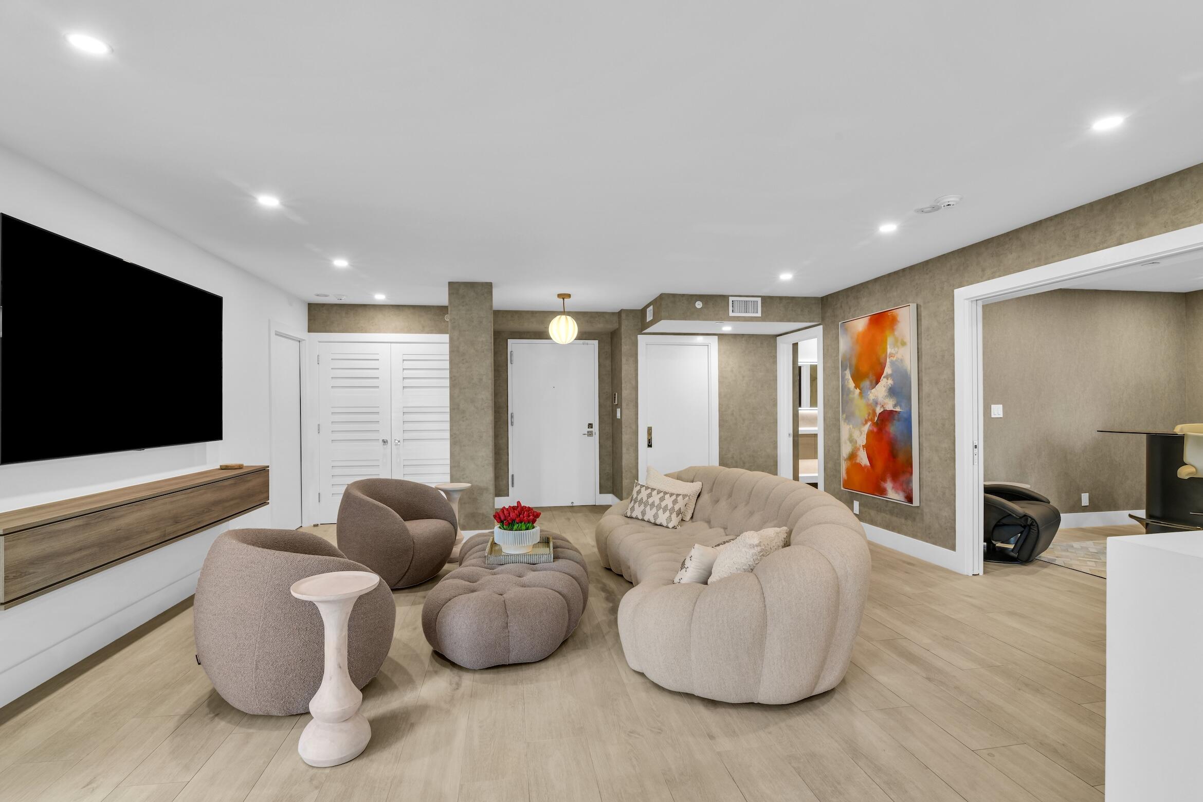 100 Southeast 5th Avenue, Unit 106 Boca Raton, FL 33432 - Photo 13 of 59 100 SE 5th Ave 106 Boca Raton -15