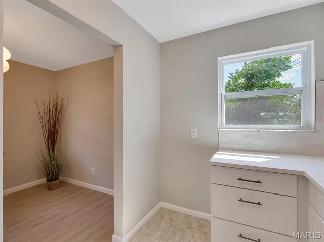 $84,900 | 6910 Colonial Woods Drive, Unit 95, St. Louis, MO 63129