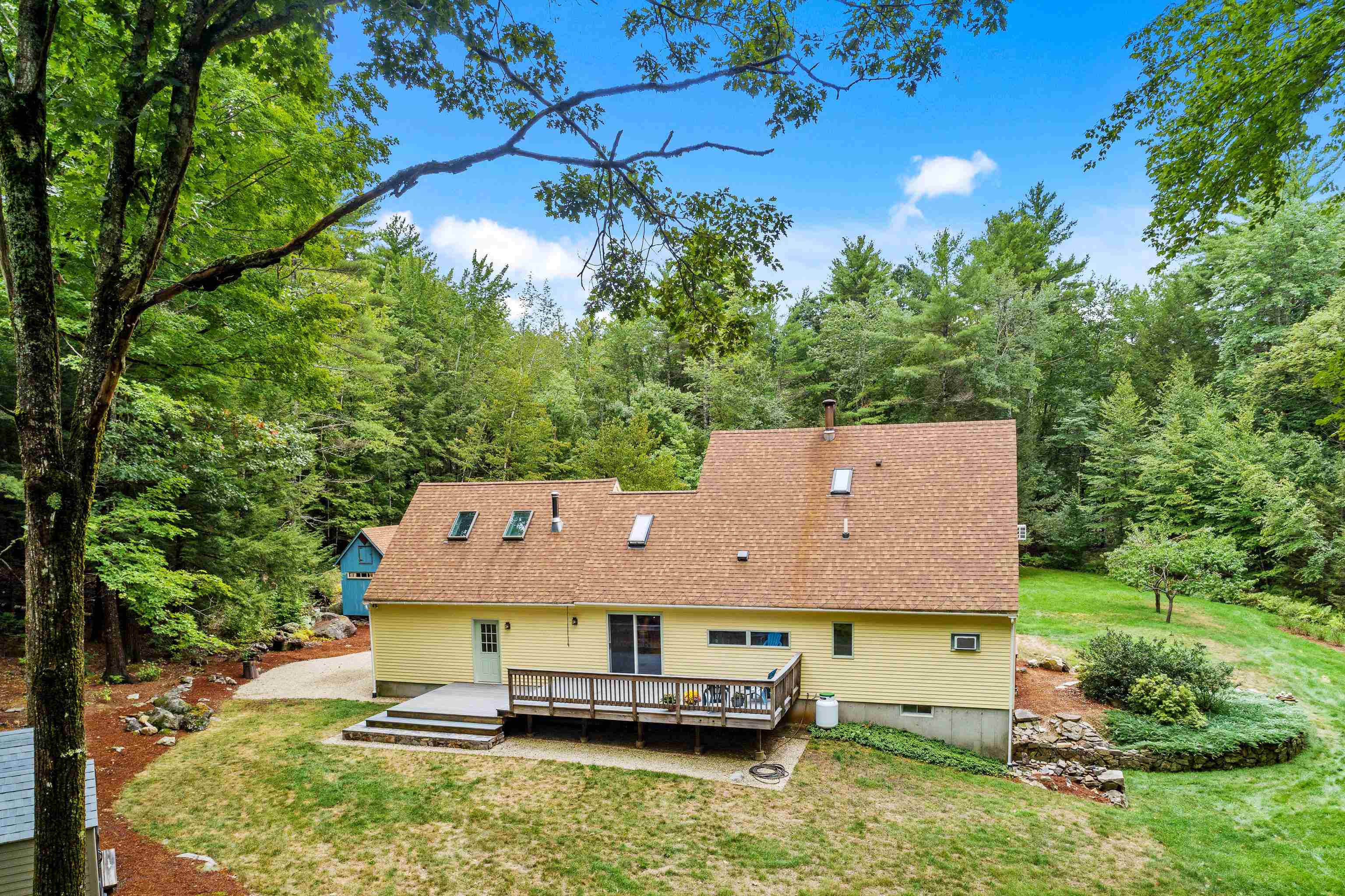 92 Town Farm Road New Boston, NH 03070 - Photo 36 of 40