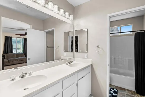 $499,900 | 39891 Millbrook Way, Unit C, Murrieta, CA 92563