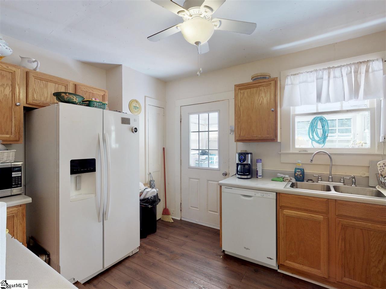 5 West Marion Road Greenville, SC 29617 - Photo 5 of 11 Gallery Image 5