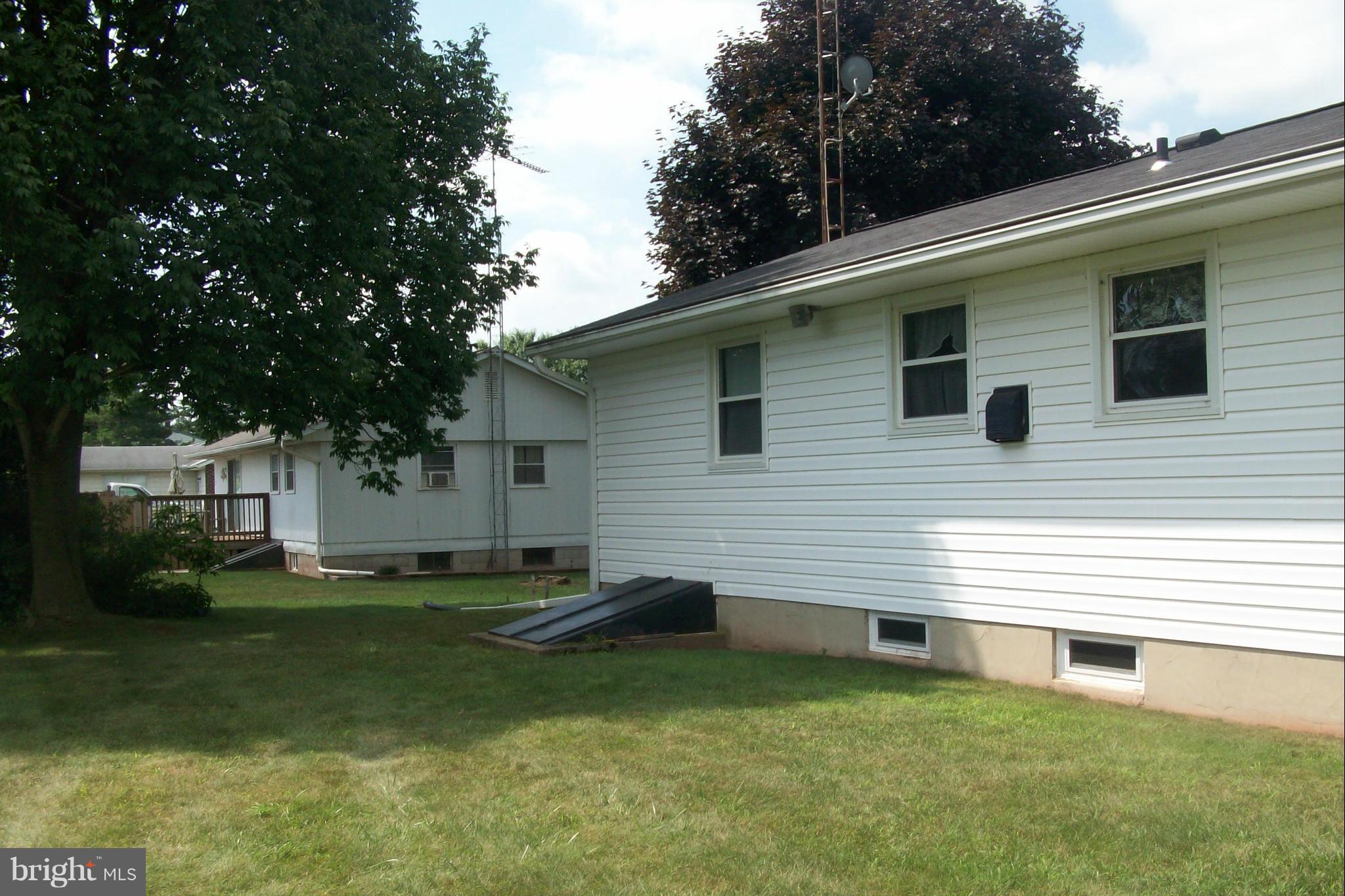 1405 Trevanion Road Taneytown, MD 21787 - Photo 3 of 4 Exterior (Rear)
