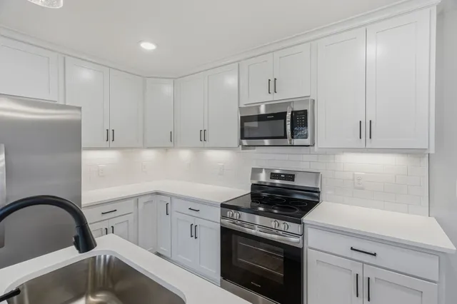 $339,900 | 1148 Malinda Lane, Unit 36, Greenbrier, TN 37073