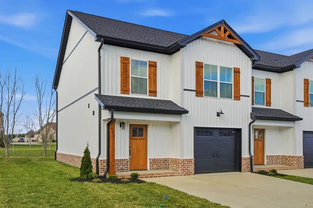 $339,900 | 1148 Malinda Lane, Unit 36, Greenbrier, TN 37073
