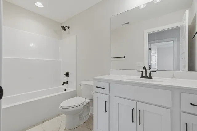 $339,900 | 1148 Malinda Lane, Unit 36, Greenbrier, TN 37073