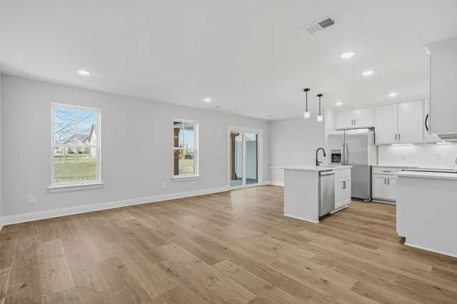 $339,900 | 1148 Malinda Lane, Unit 36, Greenbrier, TN 37073