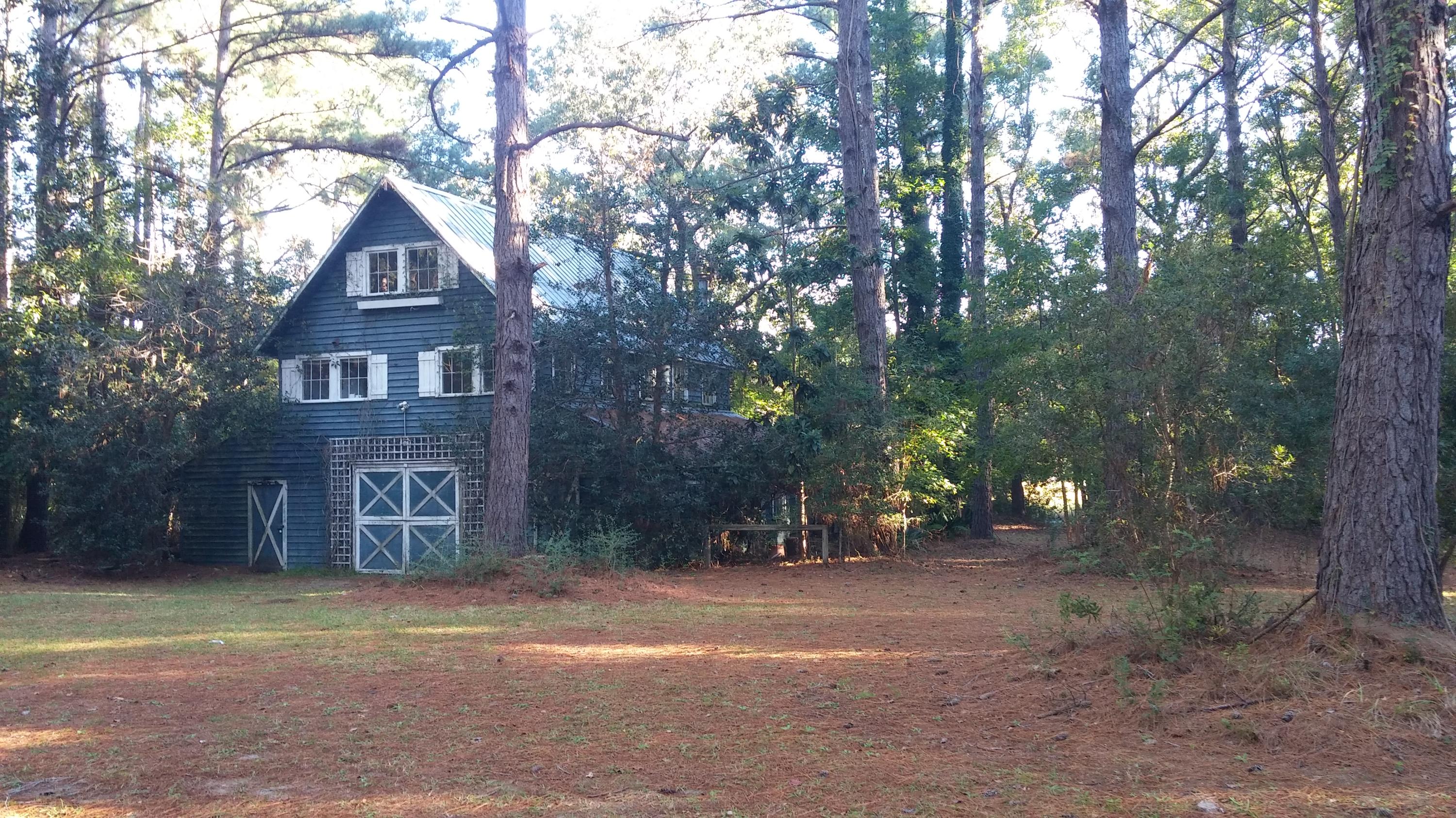 1924 Longcreek Road Wadmalaw Island, SC 29487 - Photo 45 of 64 LCbarn.guestste