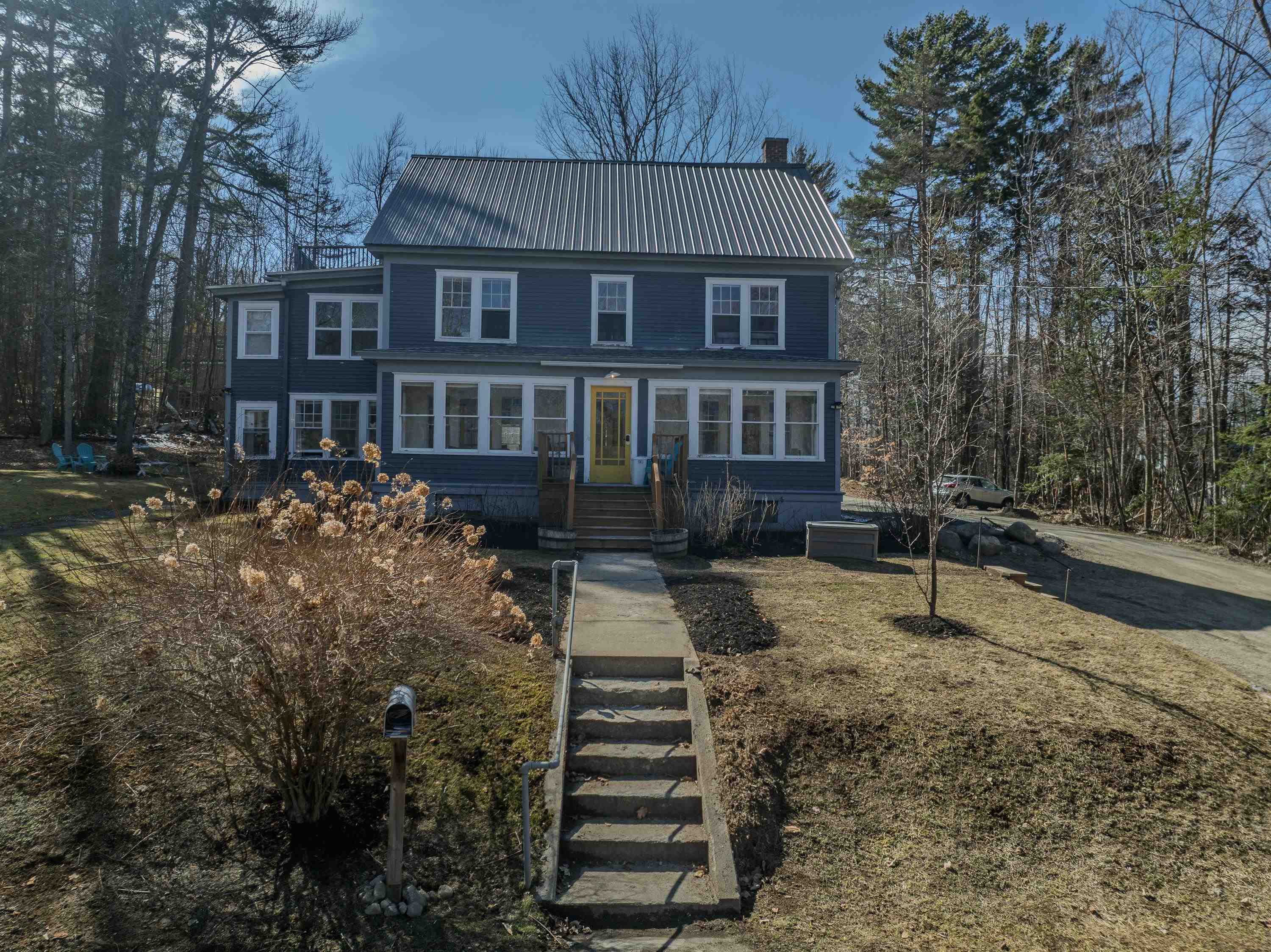 92 Pinewood Avenue Bethlehem, NH 03574 - Photo 2 of 59