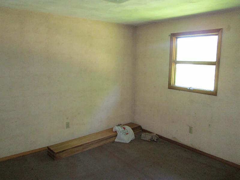 1112 Upper Mateer Road Vandergrift, PA 15690 - Photo 17 of 21 Bedroom.