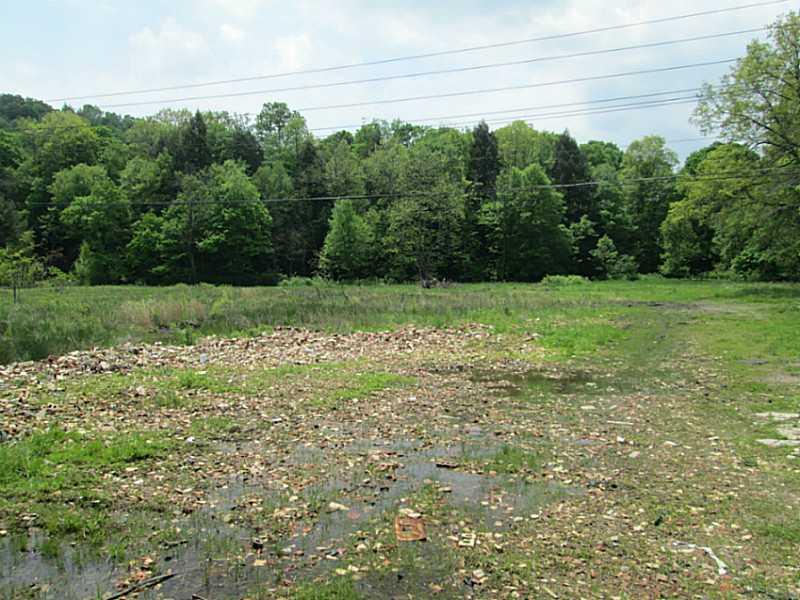 1112 Upper Mateer Road Vandergrift, PA 15690 - Photo 7 of 21 Land/Lot. Parking area