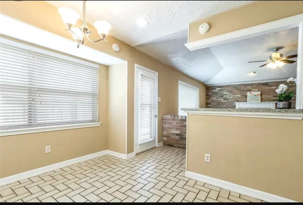 $1,800 | 16814 Winnstream Lane, Sugar Land, TX 77498