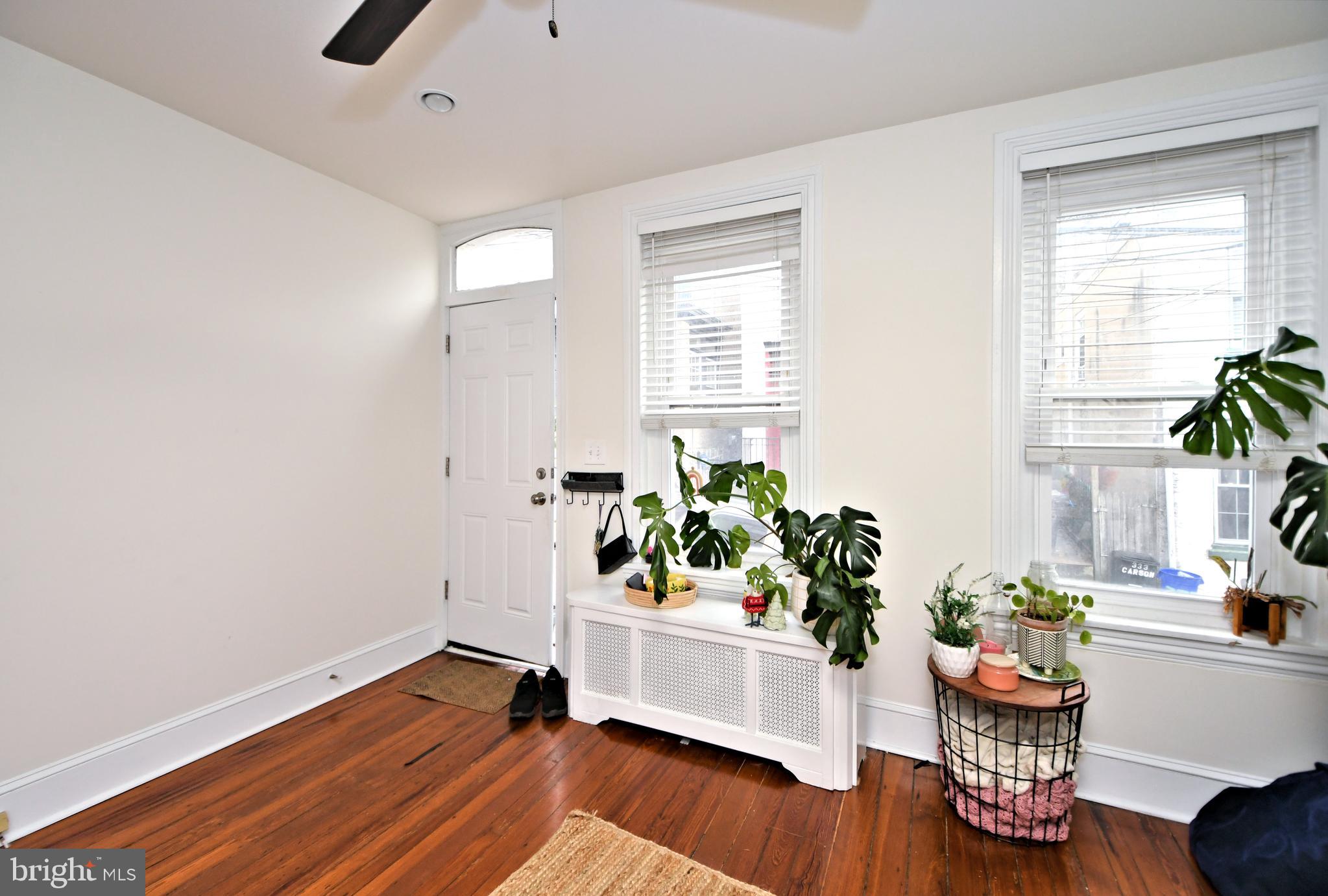346 Carson Street Philadelphia, PA 19128 - Photo 6 of 29