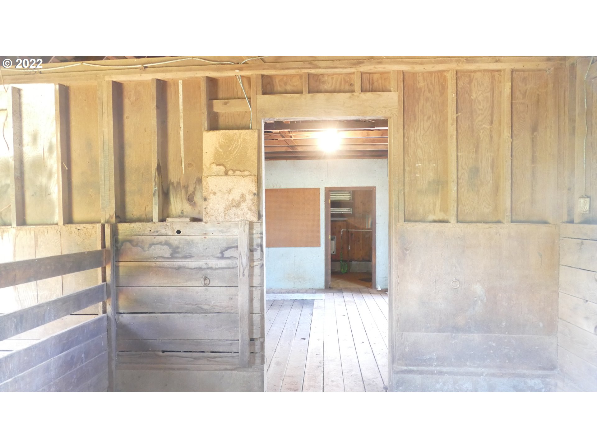 88594 Knight Road Veneta, OR 97487 - Photo 23 of 29 Stable