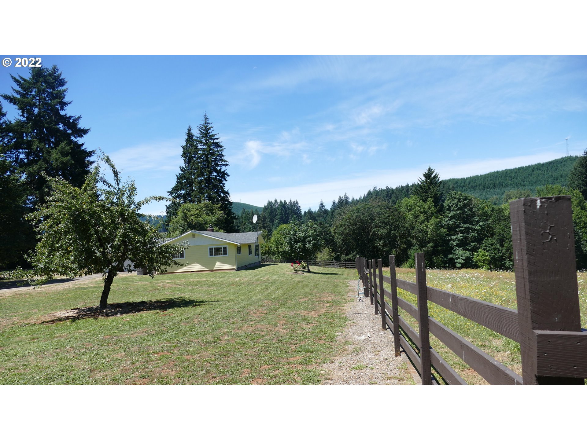 88594 Knight Road Veneta, OR 97487 - Photo 4 of 29 Gallery Image 4