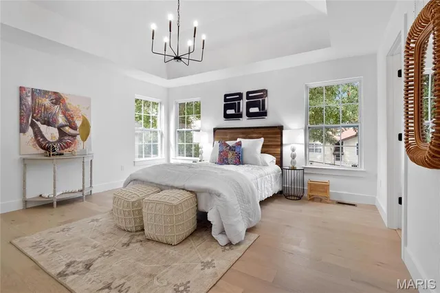 $923,500 | 2017 Woodsey Drive, Brentwood, MO 63144