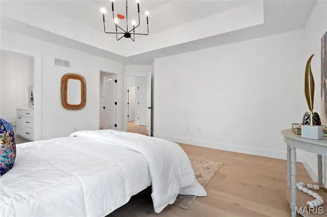 $923,500 | 2017 Woodsey Drive, Brentwood, MO 63144