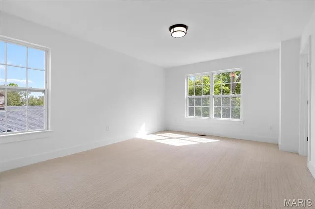 $923,500 | 2017 Woodsey Drive, Brentwood, MO 63144