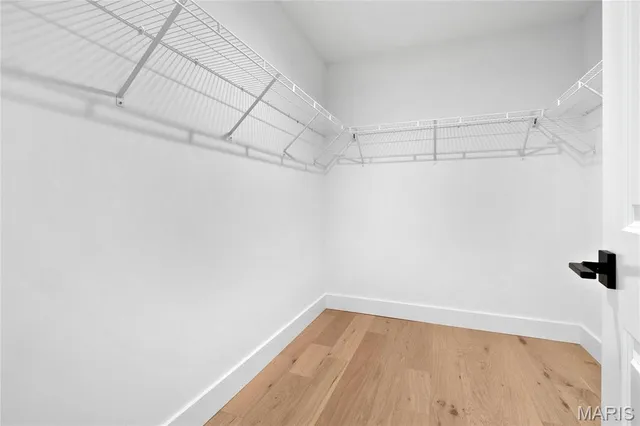 $923,500 | 2017 Woodsey Drive, Brentwood, MO 63144