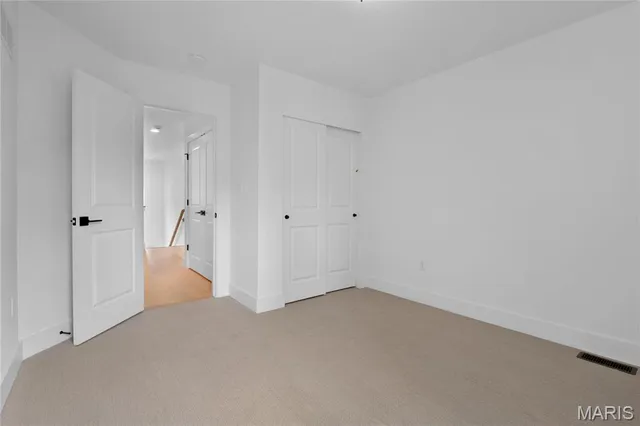 $923,500 | 2017 Woodsey Drive, Brentwood, MO 63144