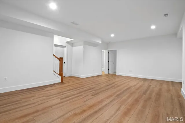 $923,500 | 2017 Woodsey Drive, Brentwood, MO 63144