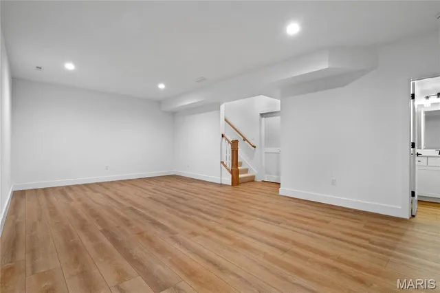 $923,500 | 2017 Woodsey Drive, Brentwood, MO 63144