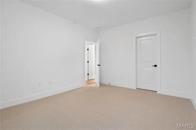 $923,500 | 2017 Woodsey Drive, Brentwood, MO 63144