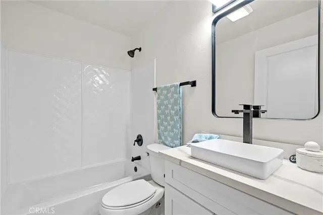 $512,490 | 23214 Orange Avenue, Unit 7, Lake Forest, CA 92630