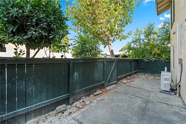 $512,490 | 23214 Orange Avenue, Unit 7, Lake Forest, CA 92630
