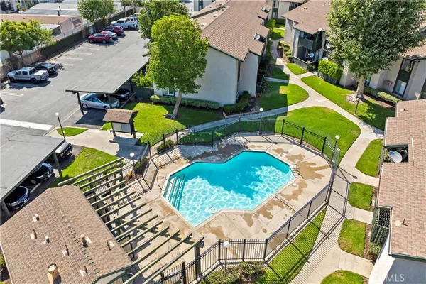 $512,490 | 23214 Orange Avenue, Unit 7, Lake Forest, CA 92630