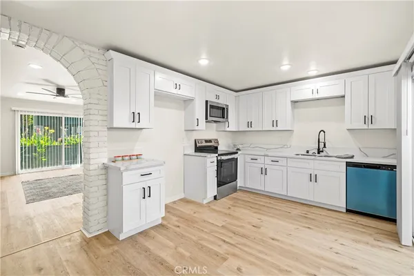 $512,490 | 23214 Orange Avenue, Unit 7, Lake Forest, CA 92630