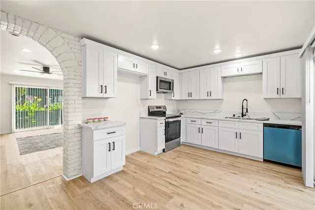 $512,490 | 23214 Orange Avenue, Unit 7, Lake Forest, CA 92630