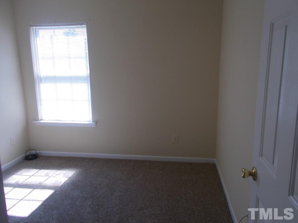 3514 Marshlane Way Raleigh, NC 27610 - Photo 15 of 25 Gallery Image 15