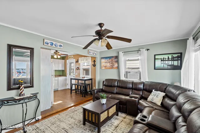 $2,500 | 504 East Riviera Avenue, Ocean Gate, NJ 08740