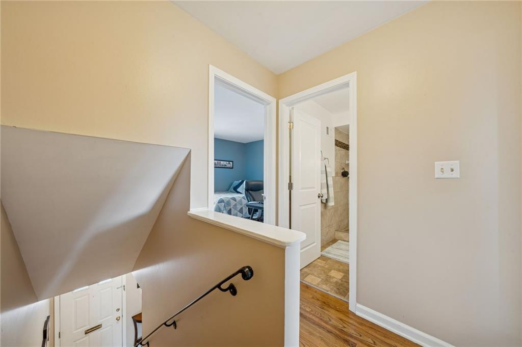 117 Community Court Pittsburgh, PA 15205 - Photo 16 of 34 a view of a hallway with workspace