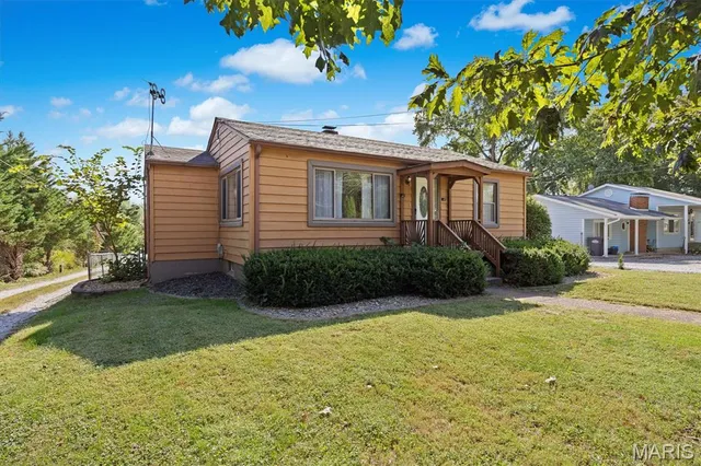 $235,000 | 4518 Drda Lane, Edwardsville, IL 62025