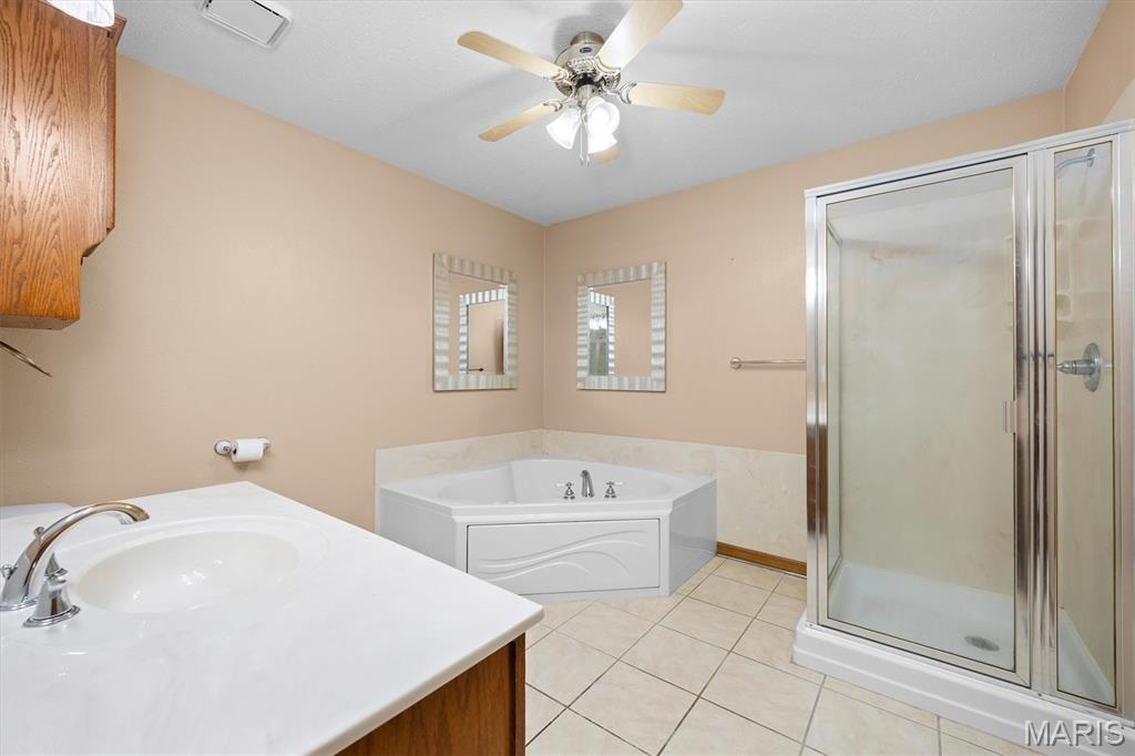 4518 Drda Lane Edwardsville, IL 62025 - Photo 18 of 38