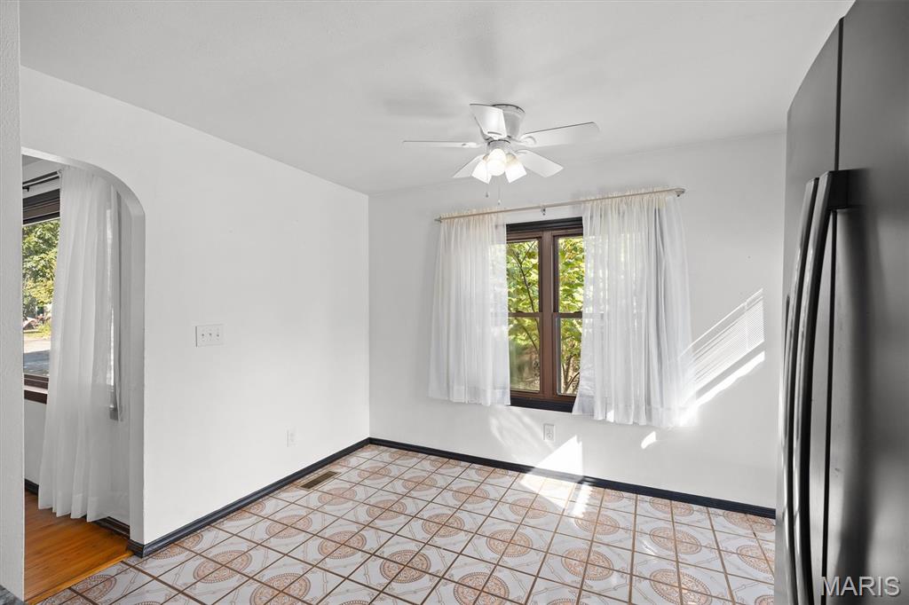 4518 Drda Lane Edwardsville, IL 62025 - Photo 8 of 38