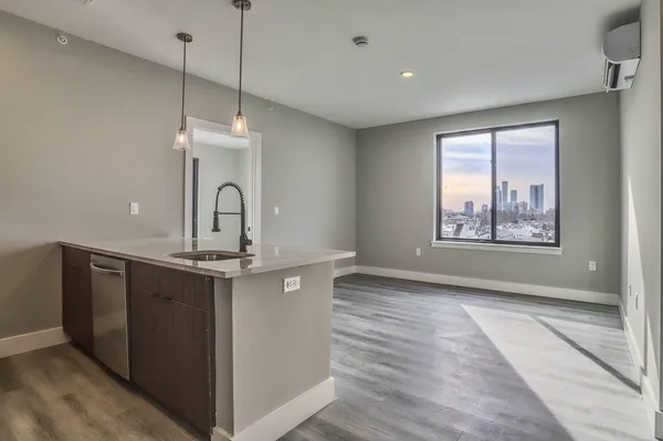$3,230 | 3516 John F. Kennedy Boulevard, Unit 504, Jersey City, NJ 07307