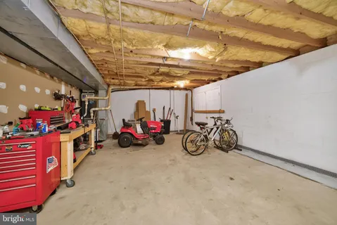 $450,000 | 311 Hillendale Road, Avondale, PA 19311