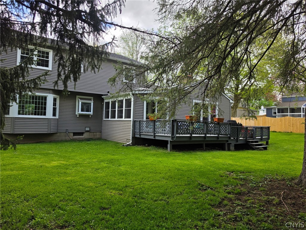 96 Charing Road DeWitt, NY 13214 - Photo 33 of 35