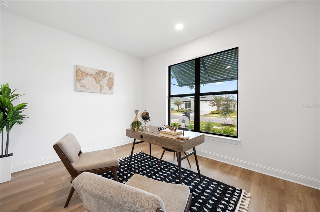 5856 Freestone Circle Apollo Beach, FL 33572 - Photo 21 of 33 a workspace with furniture and window