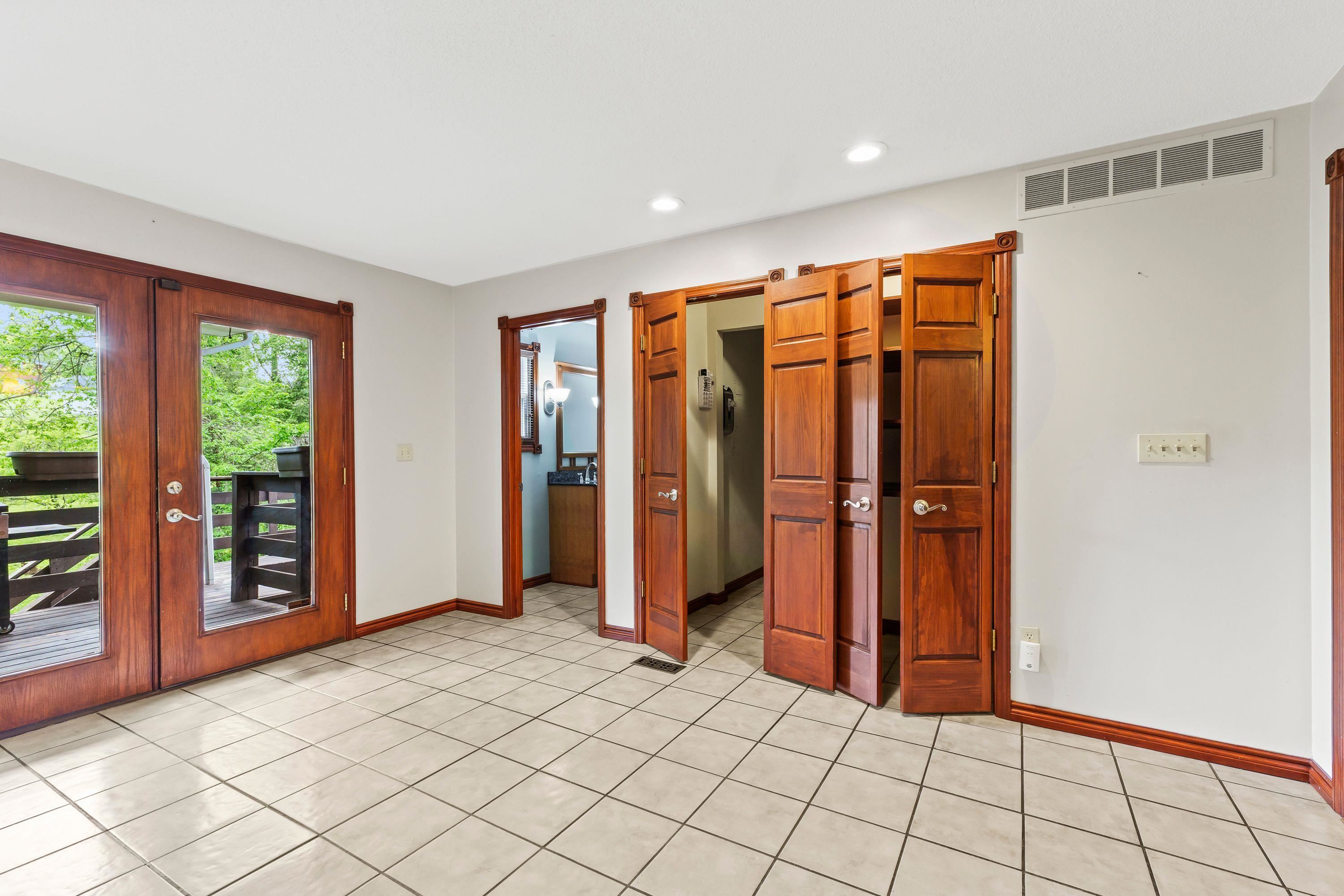4099 Boy Scout Road Ashland, KY 41102 - Photo 25 of 47