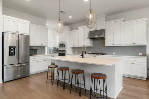 $999,999 | 288 Hazy Hills Loop, Dripping Springs, TX 78620