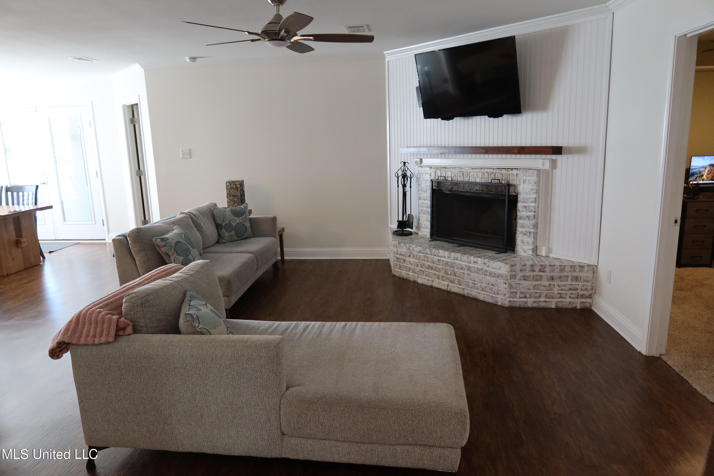 16675 John Smith Road Vancleave, MS 39565 - Photo 16 of 30 Living Room