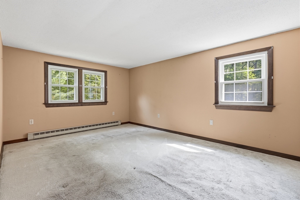12 Hemlock Road Westford, MA 01886 - Photo 20 of 37