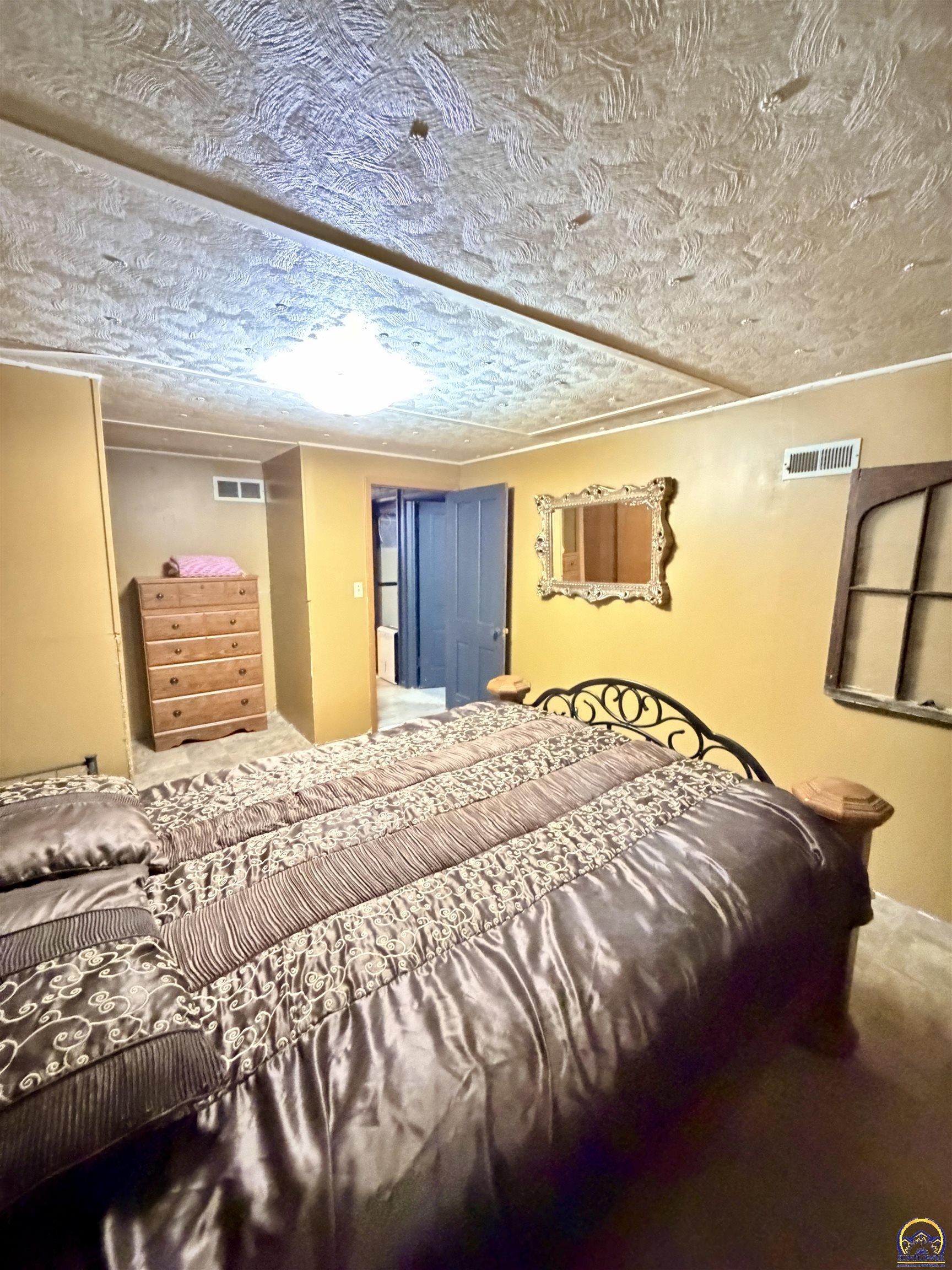 302 1st Street Americus, KS 66835 - Photo 22 of 44