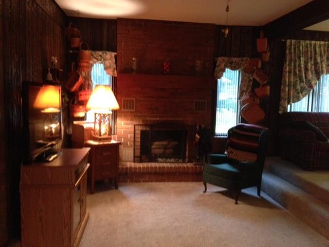 262 Oak Street Rochester, IN 46975 - Photo 2 of 3