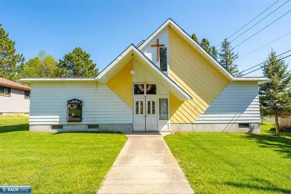 $150,000 | 32 Church Street, Soudan, MN 55782